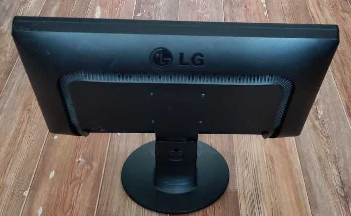 Монитор LG Flatron W1946T