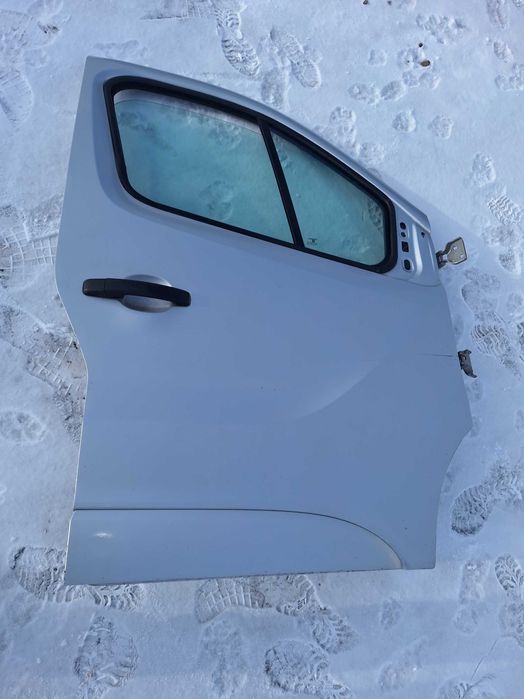 Drzwi Prawe Przód Przednie Renault Trafic III Vivaro B Talento L193