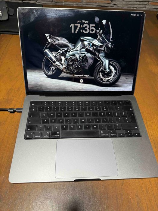 Apple MacBook Pro 14 M3