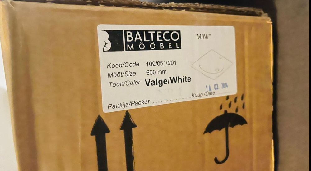 Lavatório de Cerâmica NOVO com tubagens