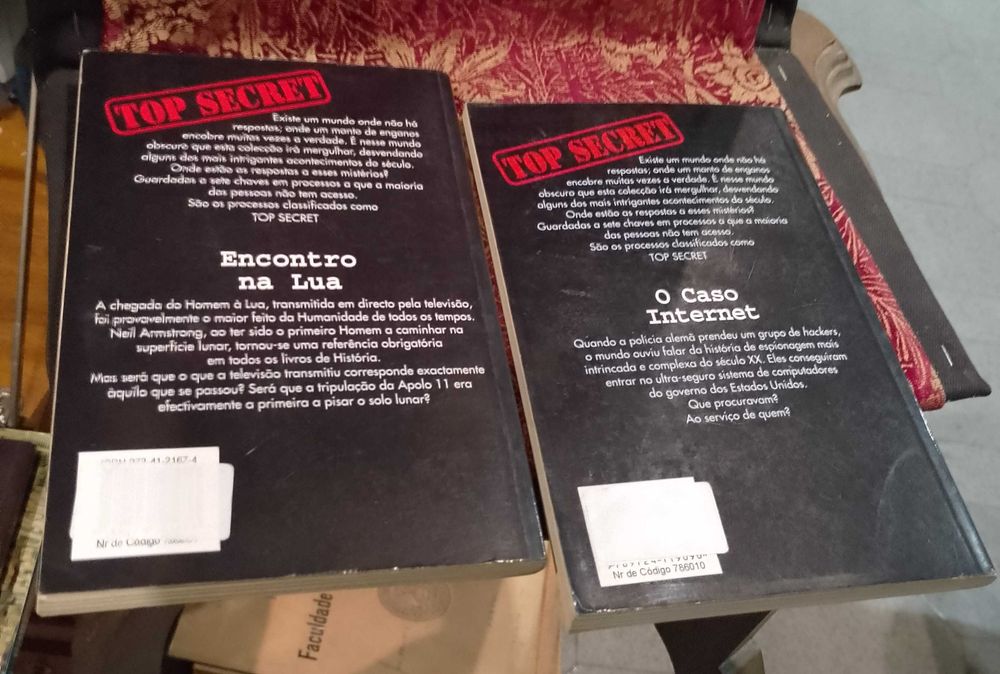 Top Secret - O Caso Internet / Encontro na Lua