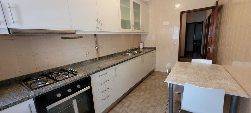 Quarto c/ Despesas Incluídas – Centro de Braga (São Lázaro)