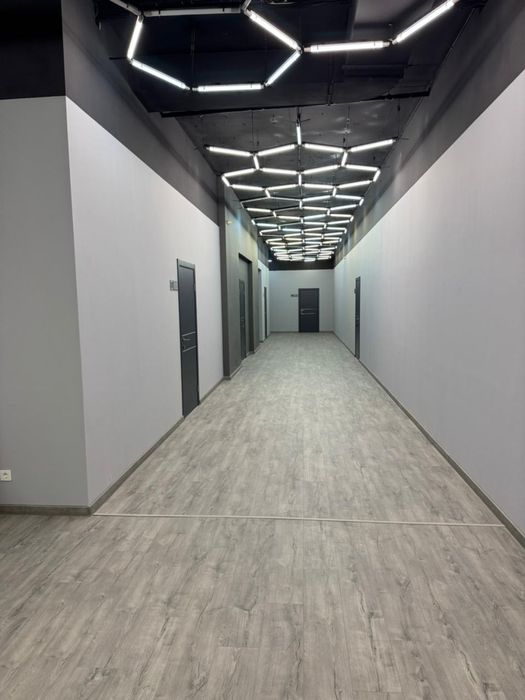 Офіси в оренду на 5-й Фонтані, Одеса. Довгостроково та погодинно.