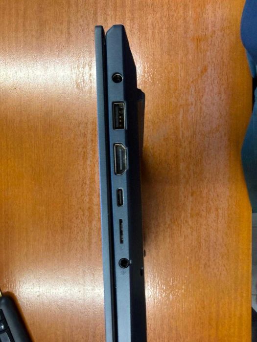 Portátil ASUS Vivobook Pro M6500Q