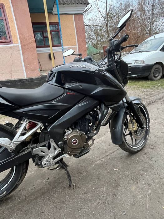 Bajaj pulsar ns 200