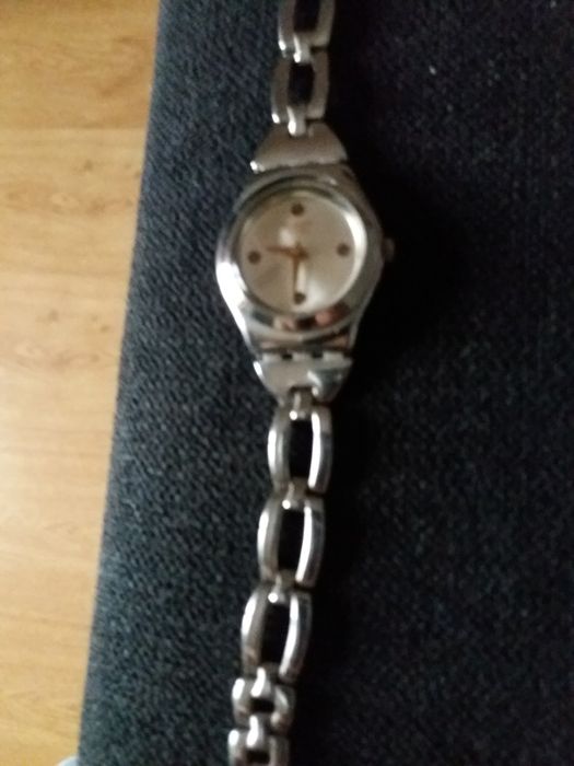 Relogio swatch de senhora como novo.