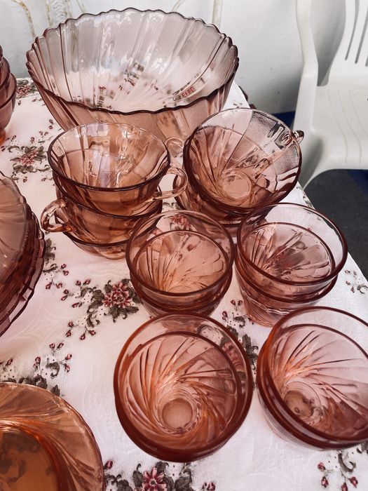 Conjunto de loiça pirex vintage.
