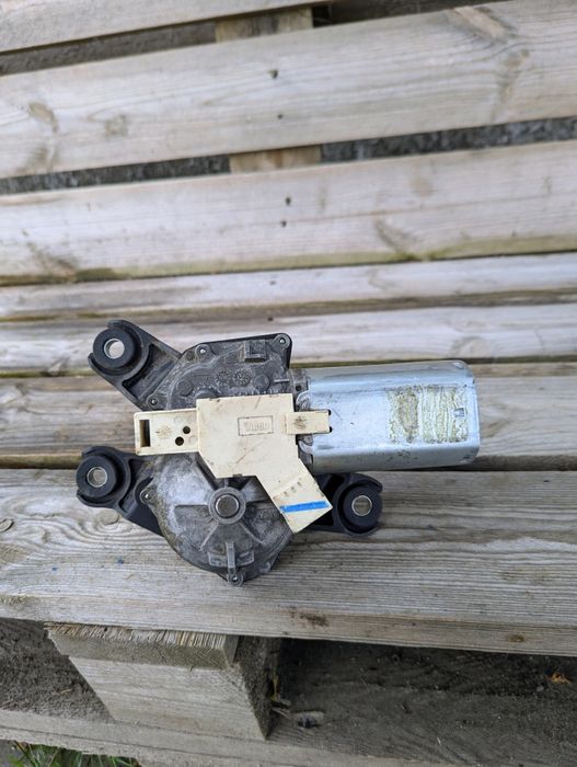 Моторчик заднього двірника Рено лагуна 2