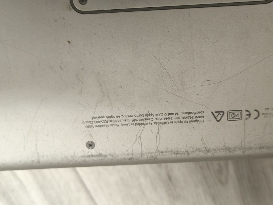 Apple PowerBook G4
Комп'ютер