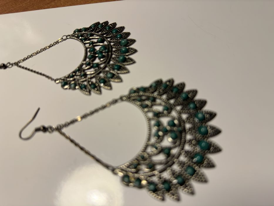 Koczyki  duże wiszące.