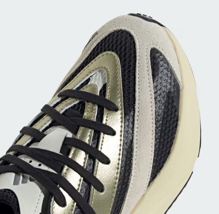 Кросівки оригінал Adidas LIGHTBLAZE SHOES