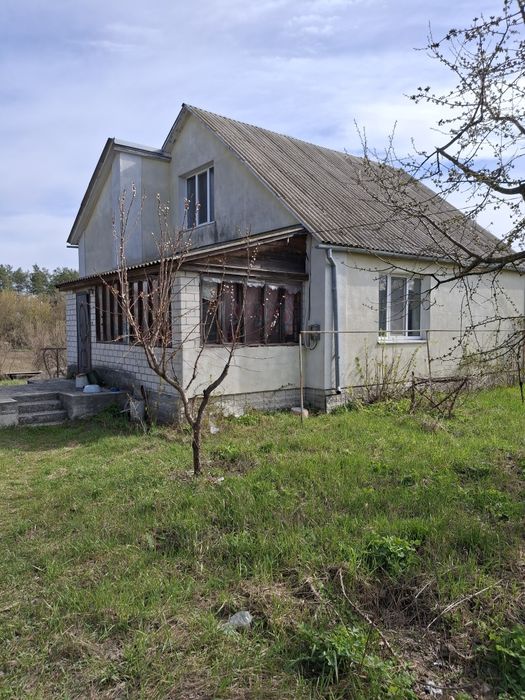 Продається будинок в с. Рожівка.
