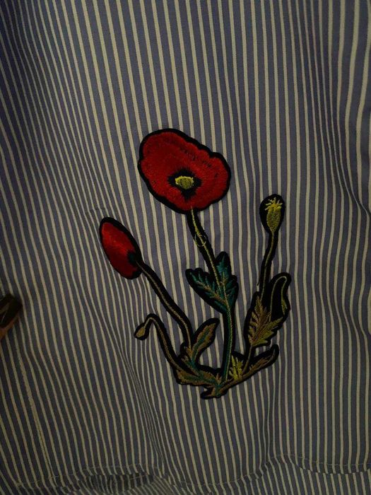 Сорочка з вишивкою блакитного кольору