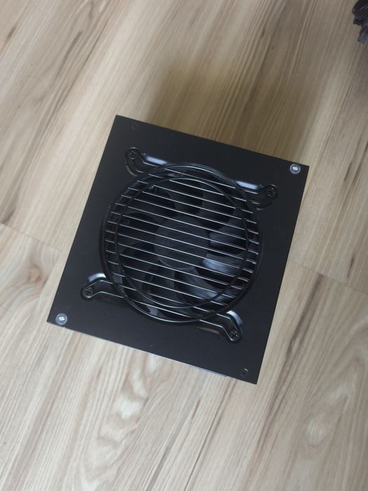 Zasilacz komputerowy SilentiumPC Supremo FM2 Gold 650W