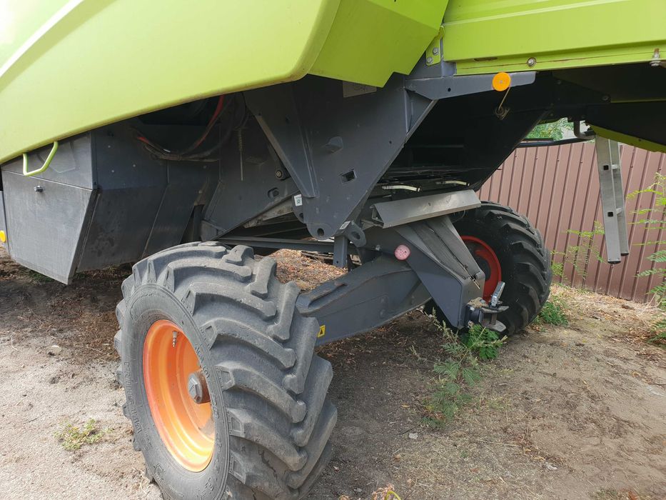 Продам комбайн CLAAS TUCANO 320