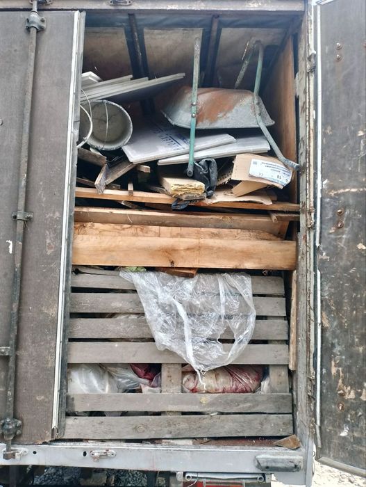 ВЛАСНИЙ АВТОПАРК вывоз мусора Киевская область, вивіз меблів та техніки, прибирання та благоустрій.  Вивіз сміття на сміттєзвалище