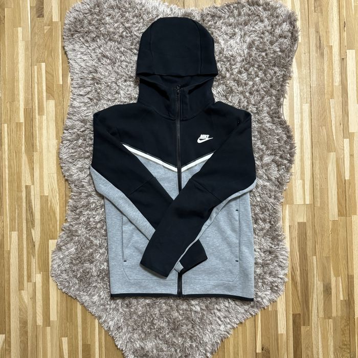 Nike tech fleece S