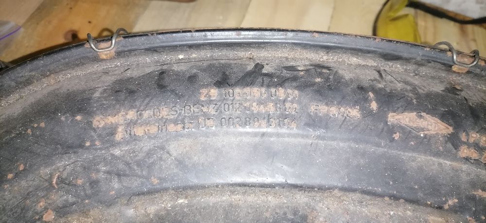 Корпус повітряного фільтру Мерседес м102