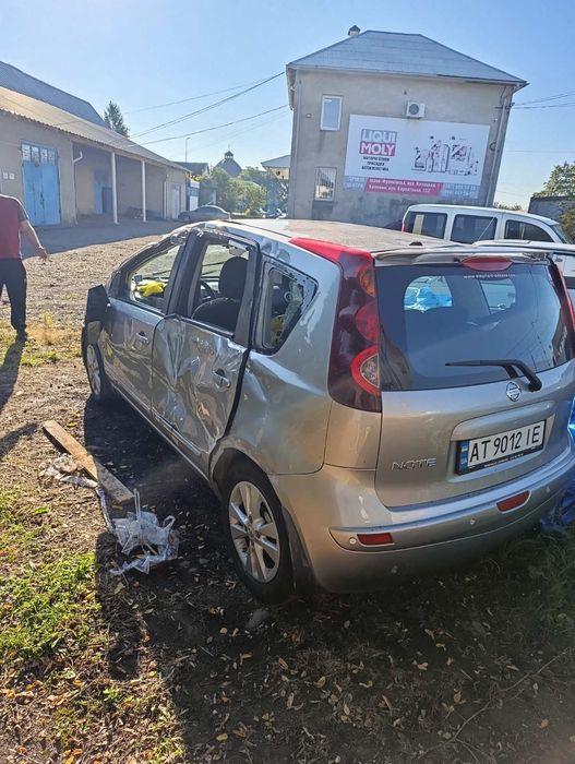 Продам nissan note