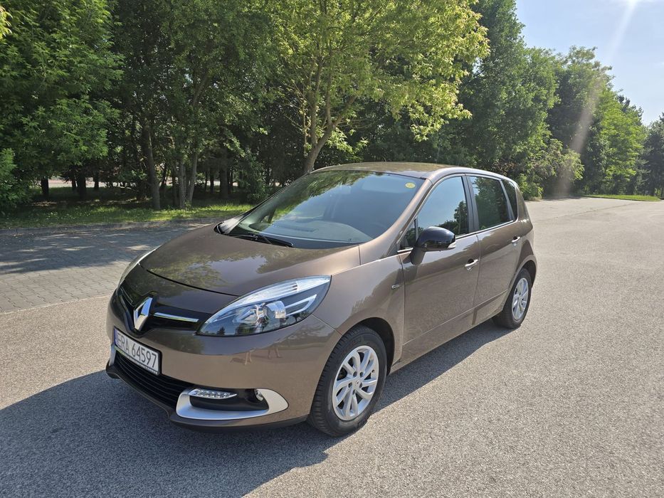 Renault Scenic Grudzień 2015  turbo benzyna 130 KM/ niski przebieg