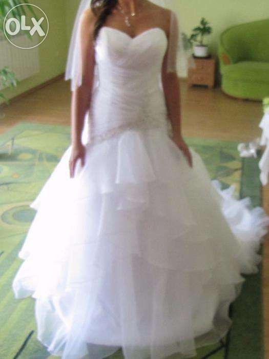 Sprzedam suknię ślubną VENUS BRIDAL roz.36