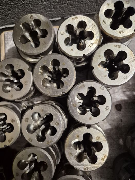 Плашка лерка набор ссср автомобилиста или токаря