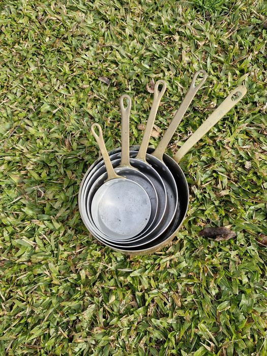 Conjunto de tachos de cobre