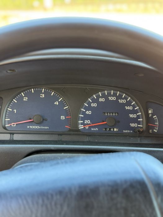 Toyota Hilux 2.4 TD Tracker *ÚNICO DONO*
