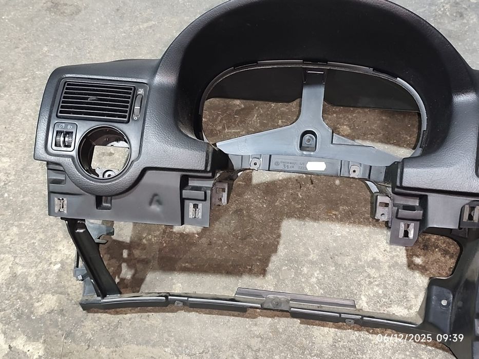 Tablier VW golf mk4 iv