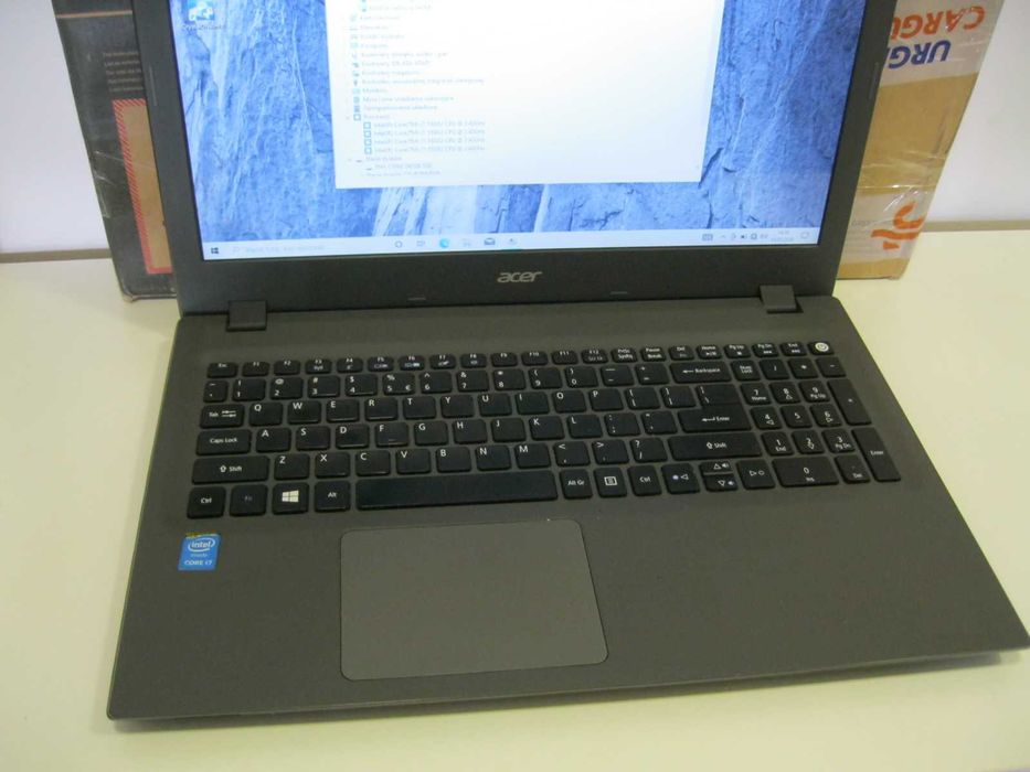 Laptop Acer E15 SSD 250gb i7 ram 8gb Win10 Nvidia 940 super stan