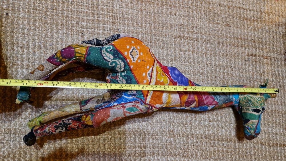 Girafa decorativa em tecido