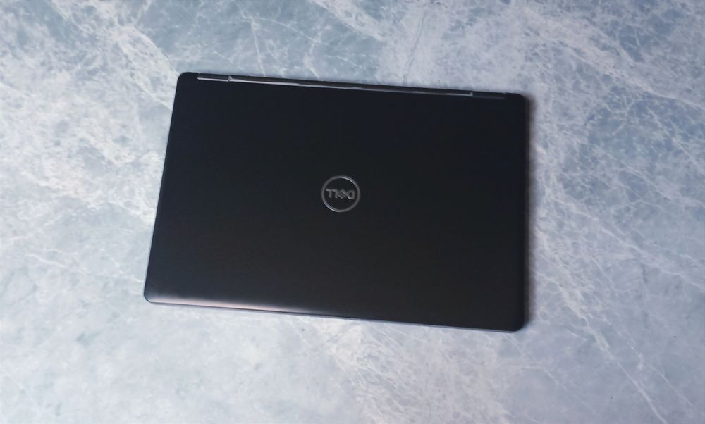 Ігровий ноутбук  Dell / i5 gen 8 / DDR4 8GB / SSD m2 nvme 256GB