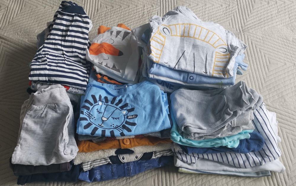 Ubrania niemowlęce 55 sztuk - chłopiec rozmiar 62/68