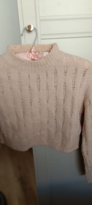 Sweterek ZARA rozm. 140
