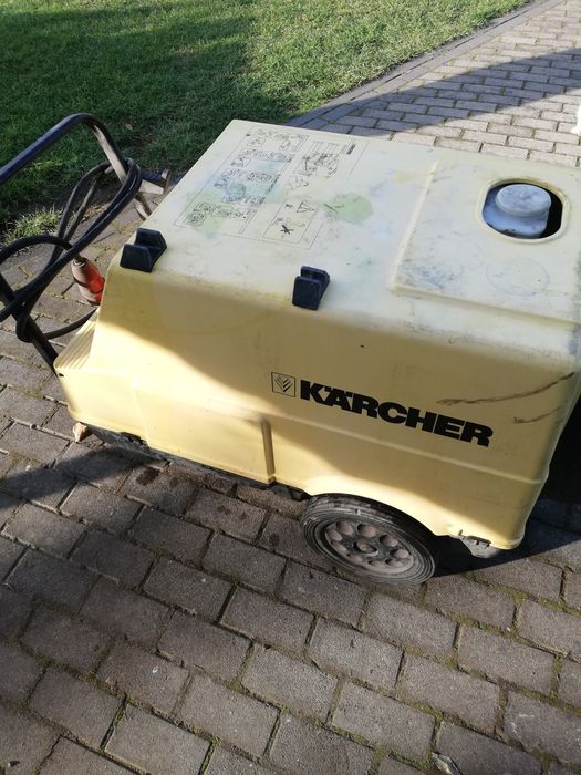 Karcher  HDS800E