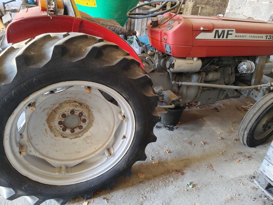 Ciągnik mf135 sadowniczy