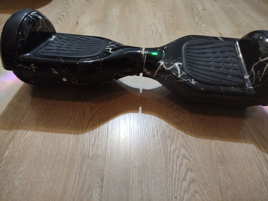 Продається  гіроборд, майже новий( можливий торг)