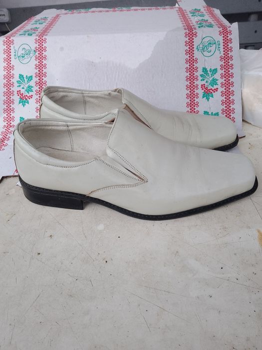 Продам сапоги 46 розмір та туфлі 46  розмір, білі.