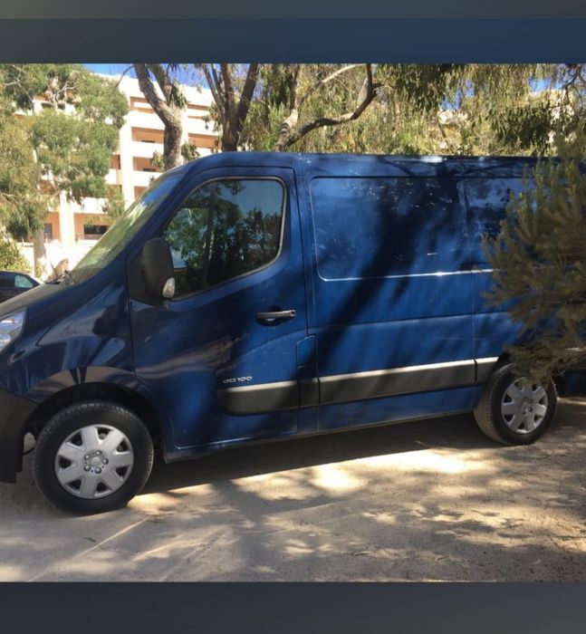 Van para venda , concluída toda a alteração e respectiva legalização.