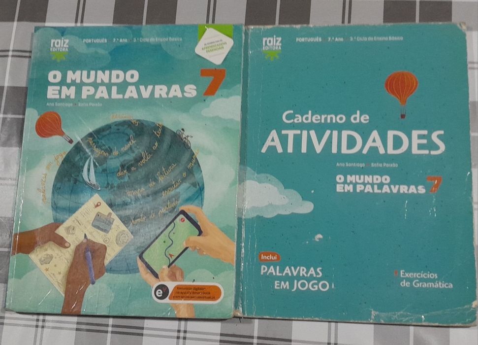 Manual e caderno de actividades de português 7 ano