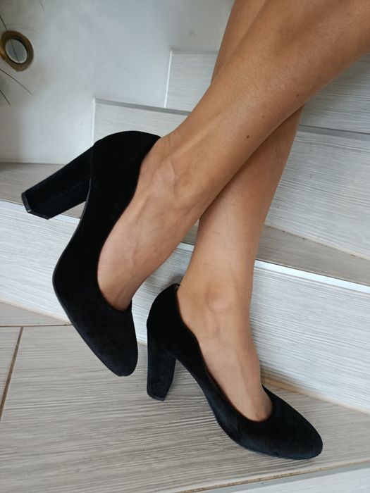 Buty damskie na obcasie J.Botycky 39