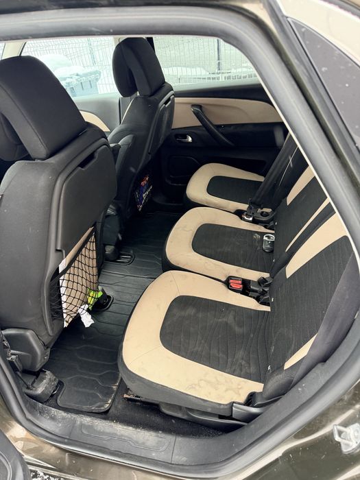 Citroen C4 Picasso 1,6  2015 + bagażnik dachowy