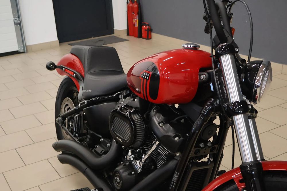 Harley-Davidson Dyna Street Bob Rok 114 Cali