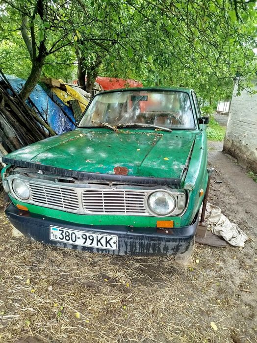 Автомобіль Volvo 144