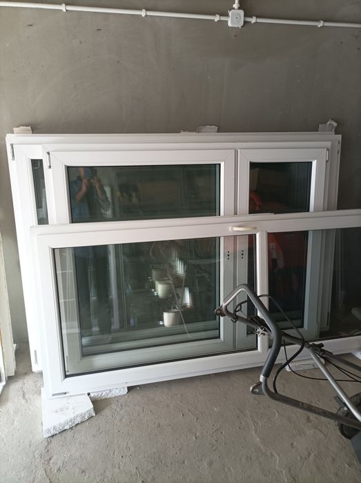 Okna PCV białe dwuszybowe używane
