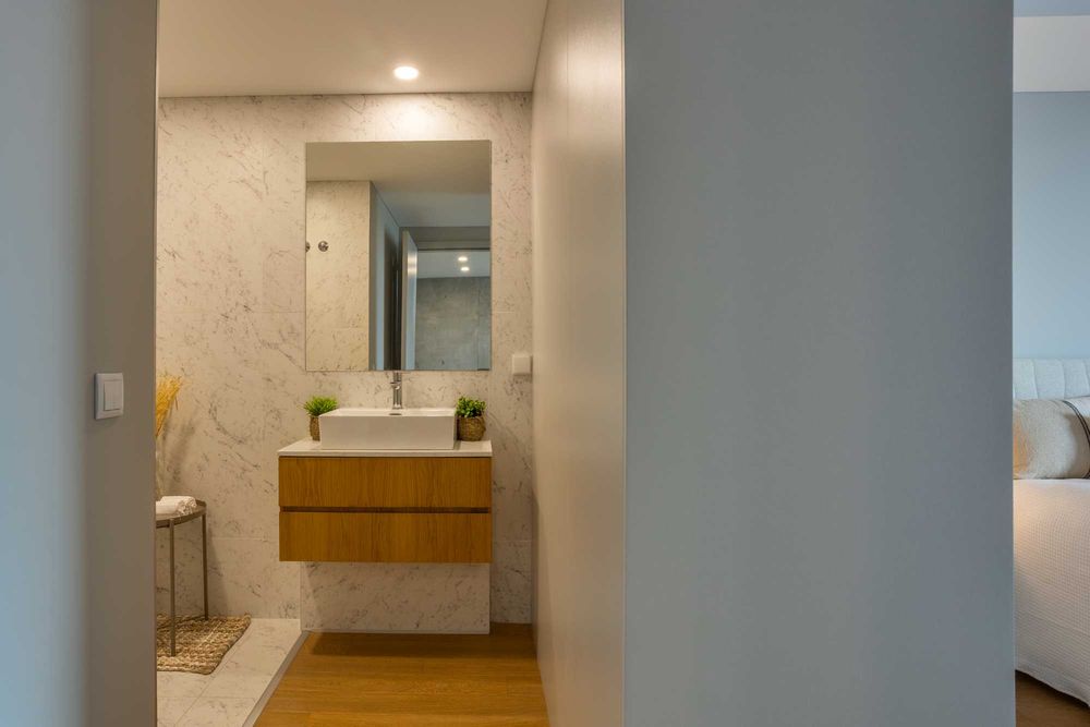 T1 no último piso com varanda 13,5 m² e exposição sul