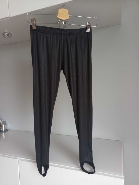 Legginsy getry S/M 36/38 z zapiętkani z zapiętkiem czarne Marilyn