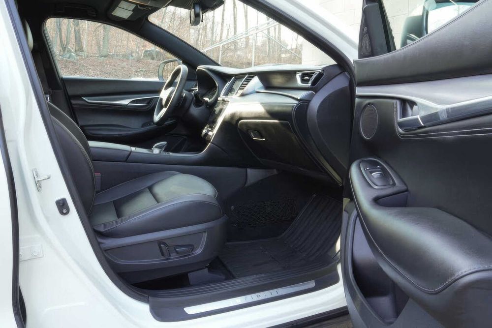 Infiniti QX55      2021