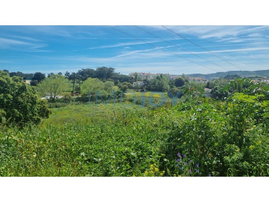 Terreno para Construção em Loures