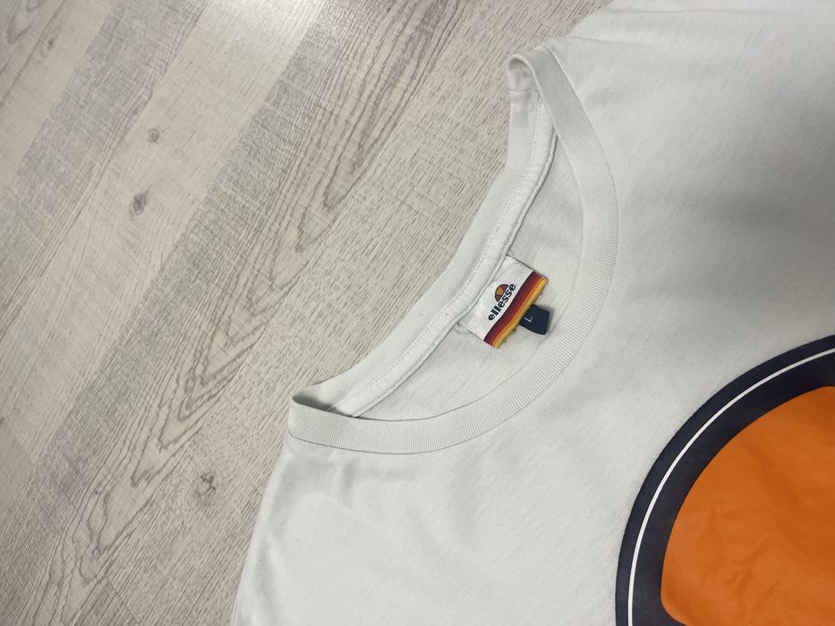 Футболка ellesse з великим логотипом
